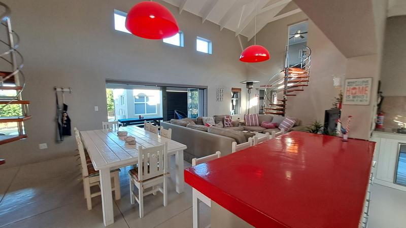 6 Bedroom Property for Sale in Stilbaai Wes Western Cape
